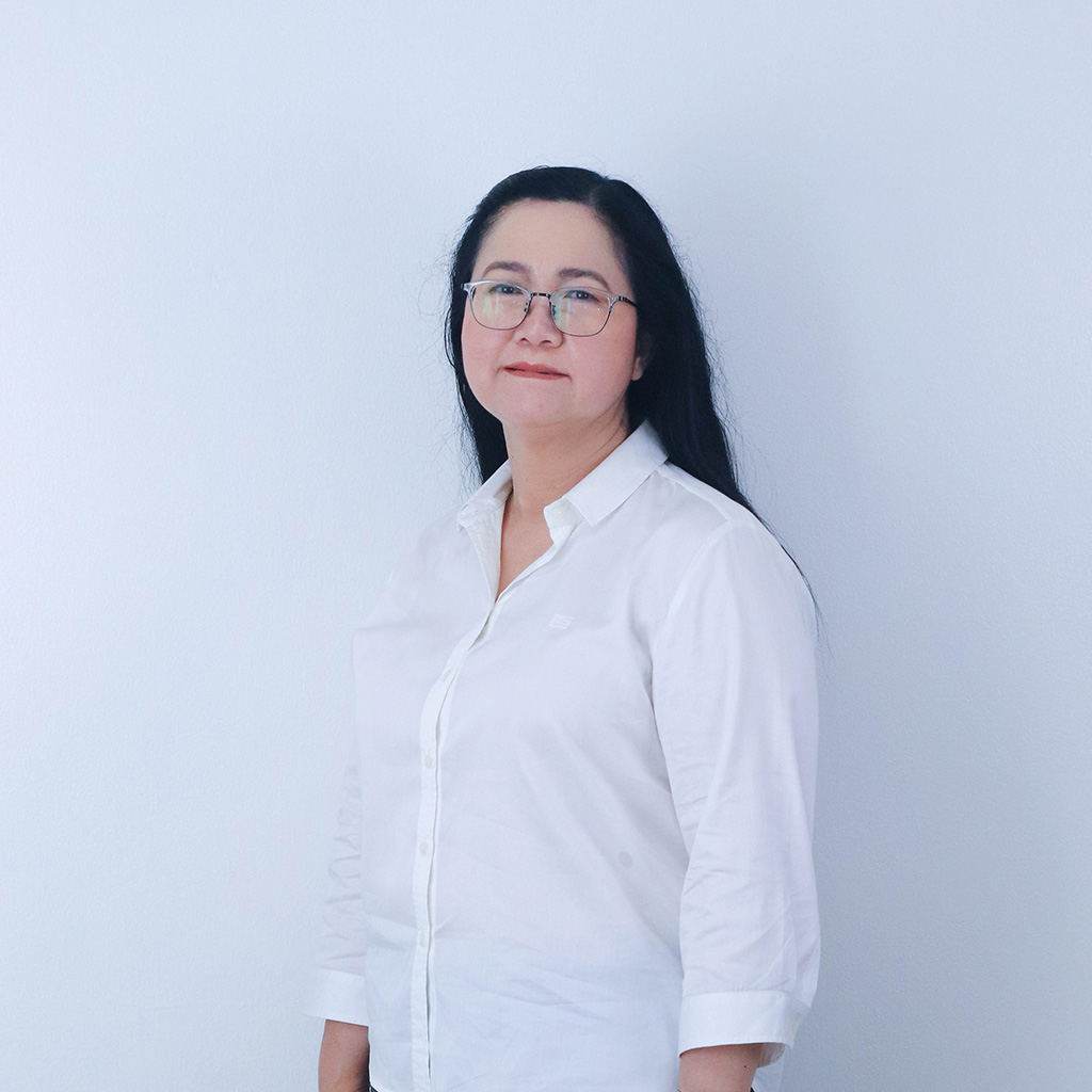 อาจารย์สุจิตรา สุคนธมัต